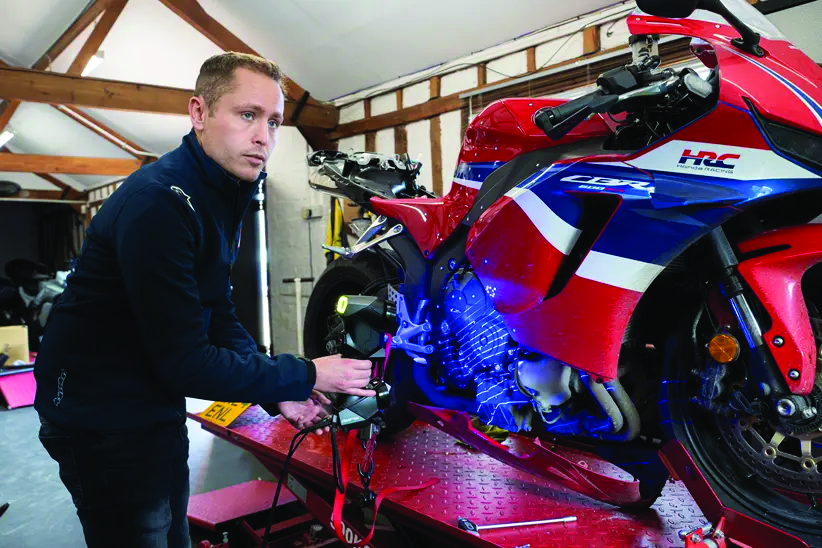 WingCraft Moto workshop